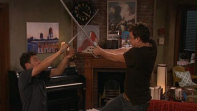 Ceremonial swords used by Marshall Eriksen and Ted Mosby in How I met your mother 1x08