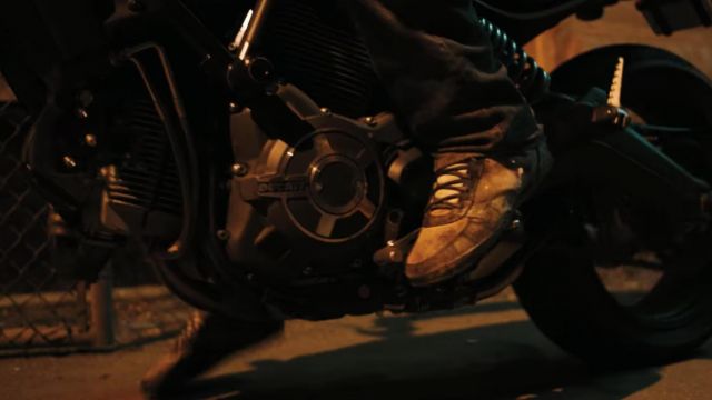 Sneakers Reebok of Eddie Brock / Venom (Tom Hardy) in Venom