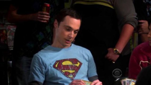 The Superman t-shirt Sheldon Cooper (Jim Parsons) in The Big Bang Theory S03E05