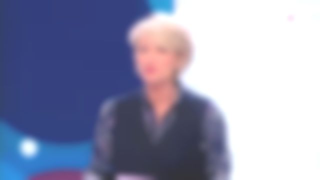 The printed shirt of Sophie Davant in It is the program of the 09/03/2018