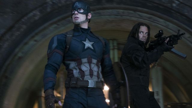 The leather jacket, Captain America Steve Rogers (Chris Evans) in Captain America : Civil War