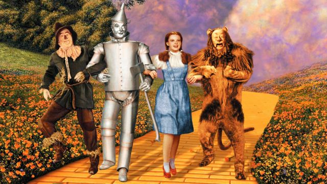 The replica of the costume of the King Shy (Bert Lahr) in The Wizard of Oz (1939)