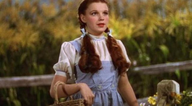 Dorothy's (Judy Garland) costume in The Wizard of Oz (1939)