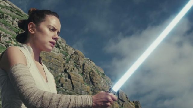 La perruque de Rey (Daisy Rid­ley) dans Star Wars VIII : Les der­niers Jedi