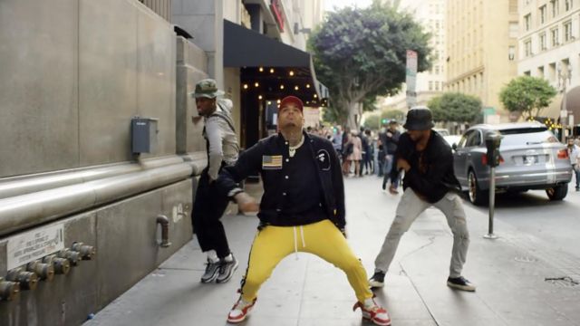 The pair of Nike Air Jordan 1 "off white" that carries Chris Brown in clip | Spotern