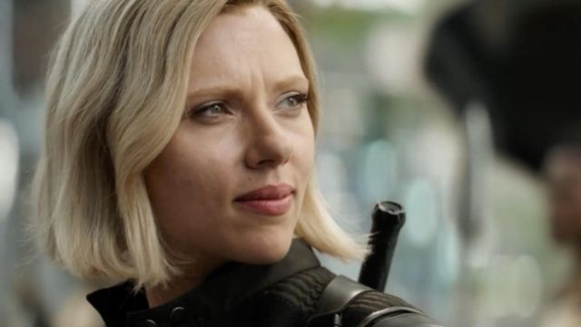 Sticks of Black Widow (Scarlett Johansson) in Avengers : Infinity War