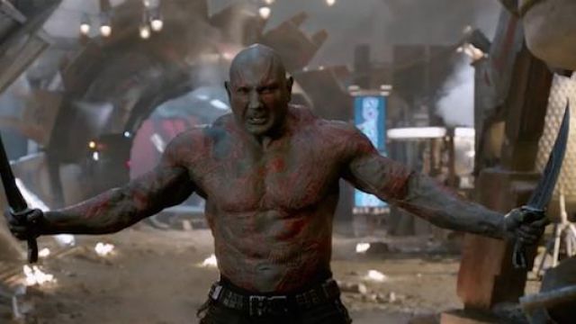 La dague de Drax le Dres­truc­teur (Dave Bau­tista) dans Les Gardiens de la Galaxie Vol. 2