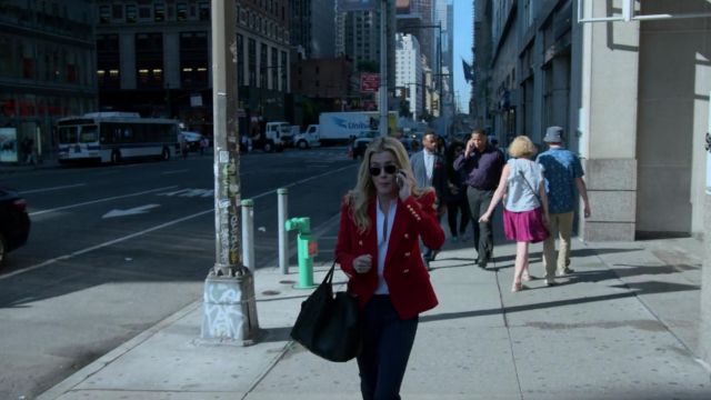 Le blazer rouge Balmain de Trish Walker (Rachael Taylor) dans Marvel's Jessica Jones S02E10