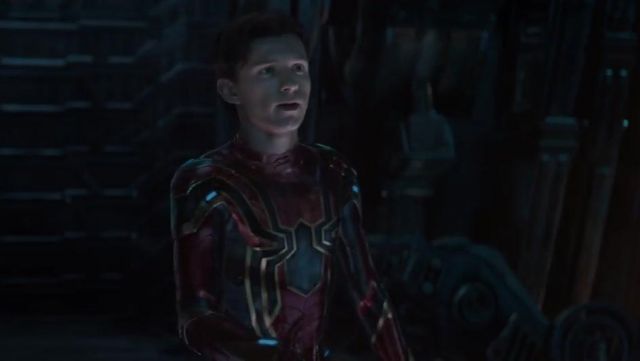 Spider-Man / Peter Parker (Tom Holland) or le costume comme vu dans Avengers: Infinity War