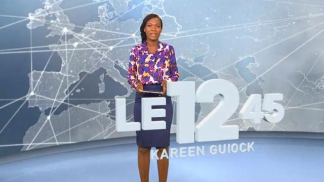 La chemise à fleurs pensées de Kareen Guiock dans Le 12:45 de M6 du 14/03/2018