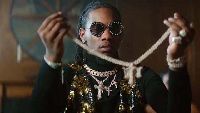 Les lunettes de soleil rondes Gucci "L'aveugle par amour" de Offset dans son clip Ric Flair Drip