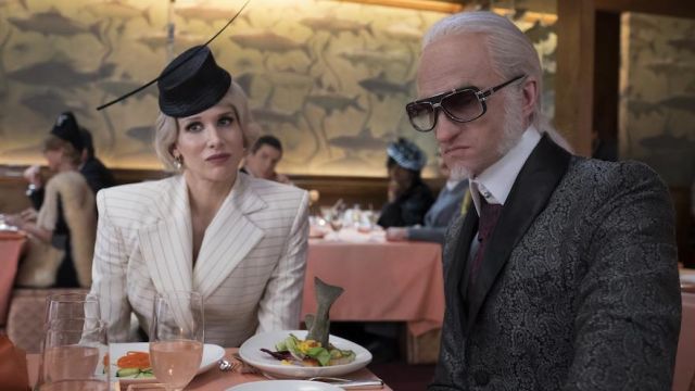 The sunglasses of Count Olaf (Neil Patrick Harris) in The Disastrous Adventures of the Orphans Baudelaire S02E03