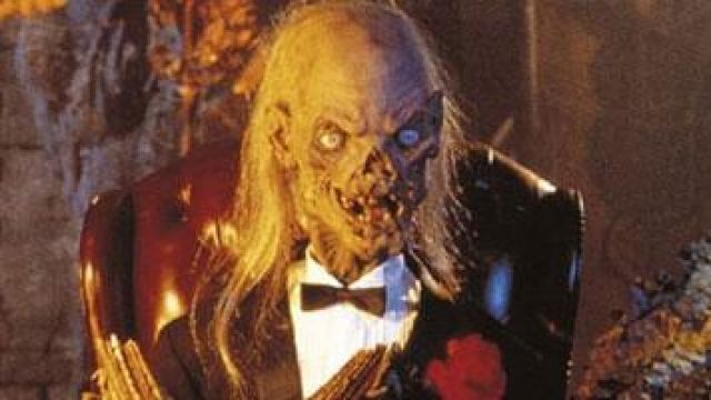 The costume of the Keeper of the crypt-John Kassir), who presents the series tales from the crypt