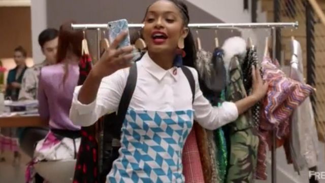 Geometric blue and white print bustier worn by Zoey Johnson Yara Shahidi in Grown ish S01E08 Spotern