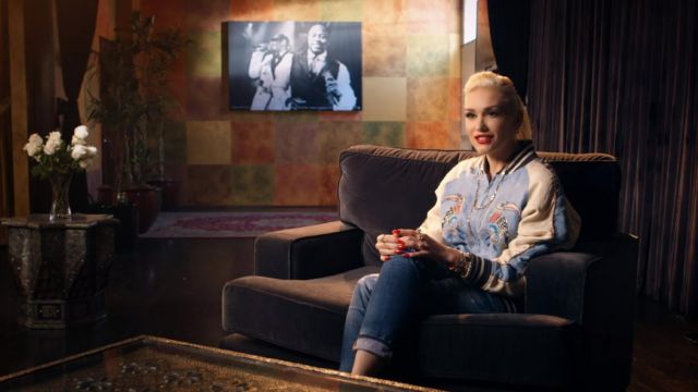 The bomber sky blue of Gwen Stefani in The Defiant Ones S01E03