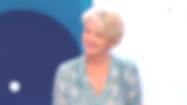 La blusa serpiente de Sophie Davant en el programa C'est au del 06/04/2018