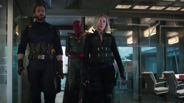 The gun Black Widow (Scarlett Johansson) in Avengers : Infinity War