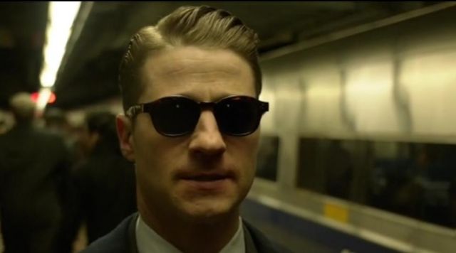 Black sunglasses worn by James Gordon (Ben McKenzie) as seen in Gotham S03E22