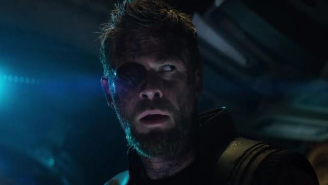 Thor (Chris Hemsworth) eye patch réplique comme on le voit dans Avengers: Infinity War