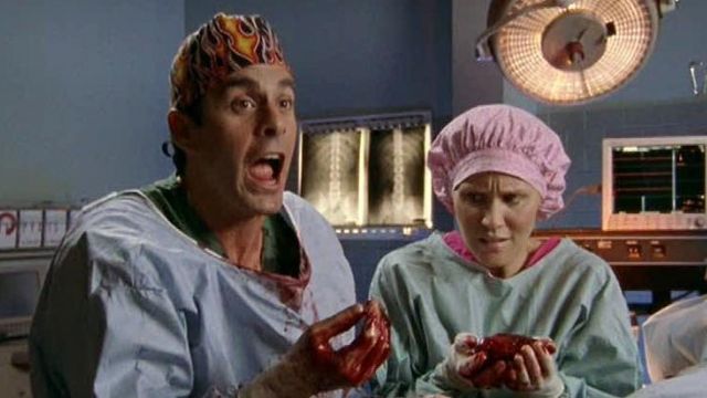 the bonnet surgeon Dr. Todd Quinlan (Robert Maschio) in Scrubs