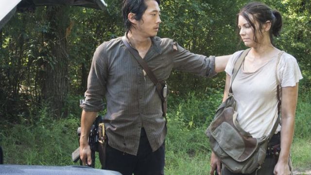 The bag Fox Outdoor Maggie Greene (Lauren Cohan) in The Walking Dead S05E10