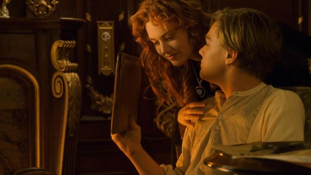 Le collier "Coeur de l'océan" de Rose DeWitt Bukater-Dawson (Kate Winslet) dans Titanic