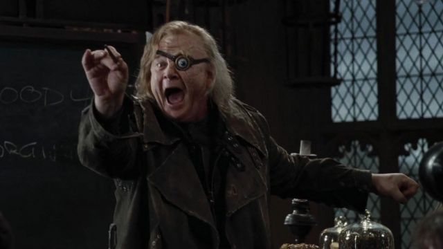 La réplique de la baguette de Alastor Maugrey dit Fol Oeil (Brendan Gleeson) dans Harry Potter et la Coupe de Feu