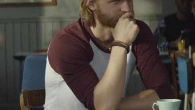The T-Shirt Cooper in Black Mirror s03e02