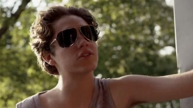 Sunglasses aviator Carl Gallagher (Ethan Cutkosky) Shameless US S07E04