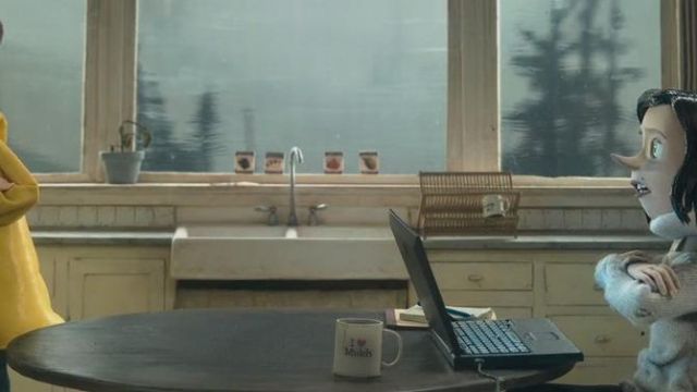 The cup I love Mulch of the mother of coraline in the animated film Coraline