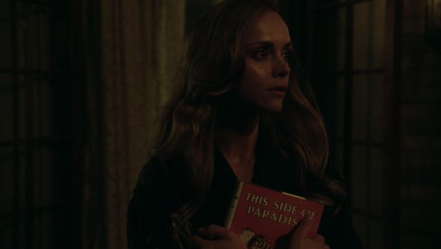 The book, "This Side of Paradise" (Towards Paradise) played by Zelda Fitzgerald (Christina Ricci) in Z: The Beginning of Everything S01E04
