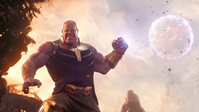 The gauntlet infinity Thanos (Josh Brolin) in Avengers : Infinity War