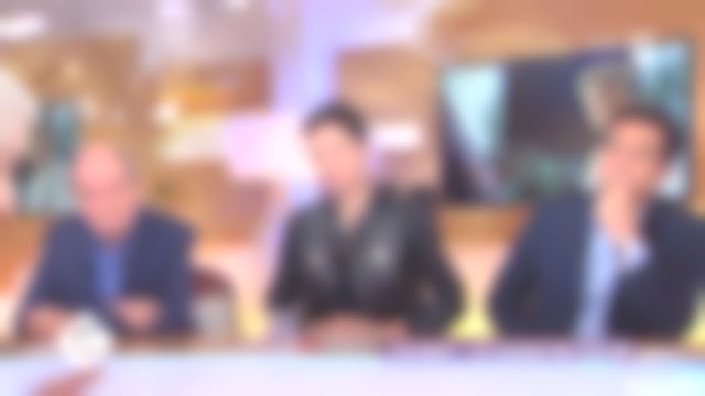 The leather jacket of Marion Ruggieri in C to you of the 06/12/2017