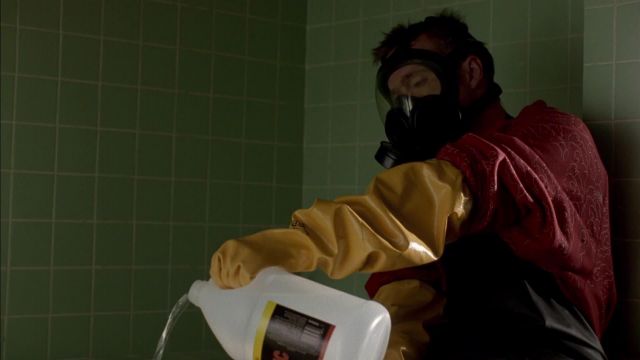 Jesse Pinkman's (Aaron Paul) gas mask as seen in Breaking Bad 1x02