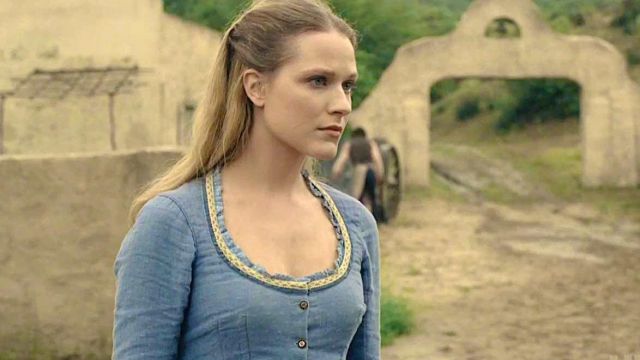 Dolores Abernathy S Evan Rachel Wood Large Neck Blue Dress As Seen In Westworld S01e04 Spotern