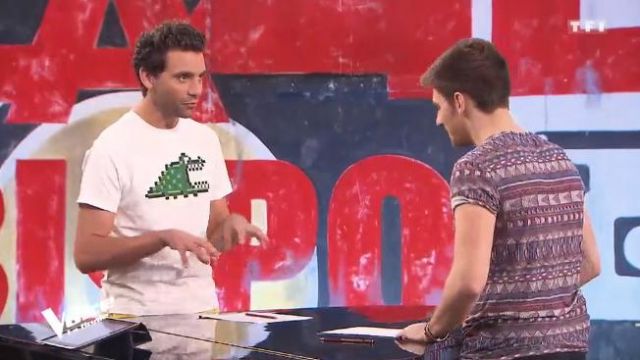 The t-shirt crocodile pixelated Mostly Heard Rarely Seen 8-Bit of Mika in The Voice of the 12/05/2018