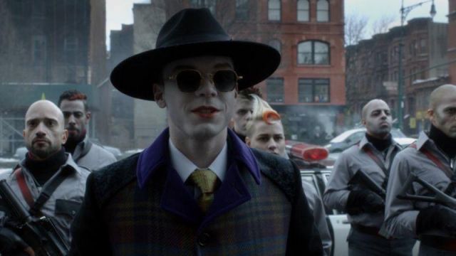The sunglasses of Jeremiah Valeska (Cameron Monaghan) in Gotham S04E21