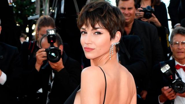 The earrings of Ursula Corbero at the Cannes film Festival 2018