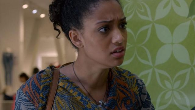 The printed top floral worn by Nina Jones (Samantha Logan) in 13 reasons why S02E07
