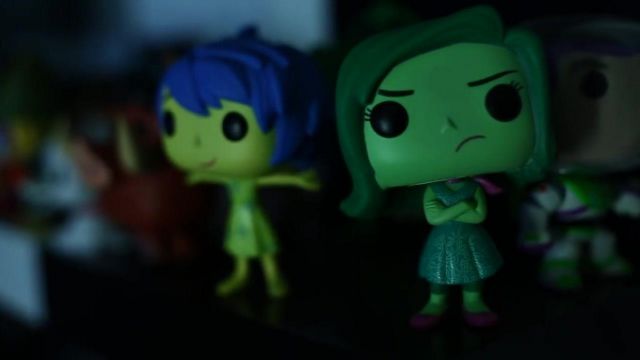 La figura de Funko Pop Buzz Lightning en el video de YouTube No, pero viste lo que estás escuchando - Jul de LinksTheSun