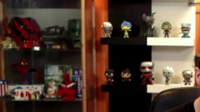 The figurine Funko Pop the Ant Man seen in the video "French Songs : the moment when it was screwed up" Linksthesun