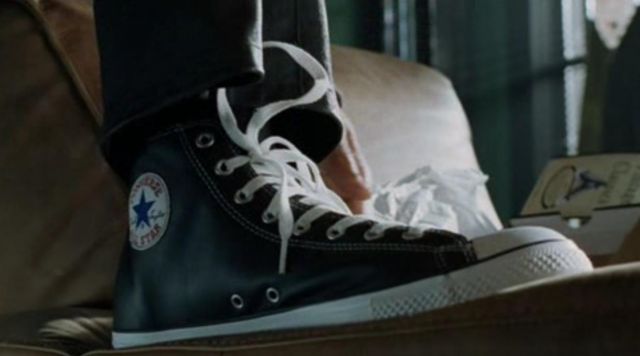 Okklusion Rektangel nål THE pair of Converse of Del Spooner (Will Smith) in I, Robot | Spotern