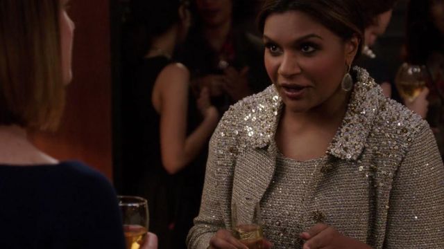 The dress St. John Collection of Dr. Mindy Lahiri (Mindy Kaling) in The Mindy Project