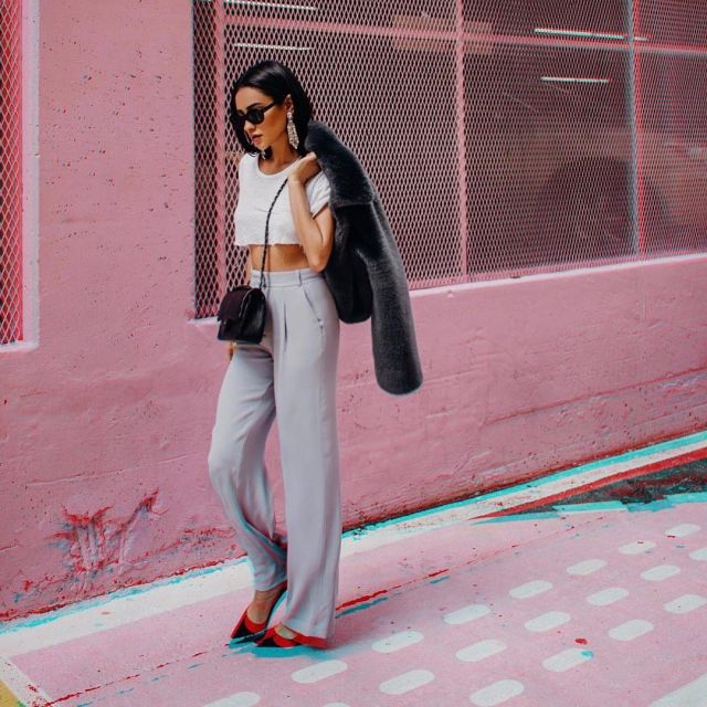 The gray pants worn by Shay Mitchell on Instagram