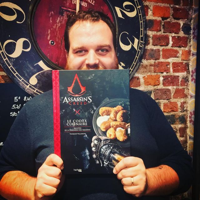 The cookbook Assasin''s Creed (the Codex culinary) on the account Instagram of Gastronogeek (Thibaud Villanova)