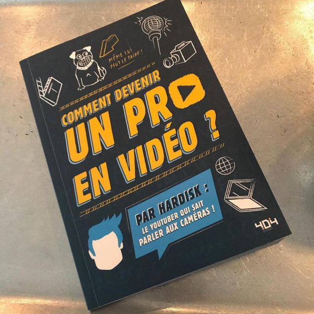 Le livre "Comment devenir un pro en vidéo ?" sur le compte Instagram de Gastronogeek (Thibaud Villanova)