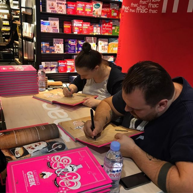 Le livre de cuisine Geek and Pastry de Thibaud Villanova (Gastronogeek) sur son compte Instagram