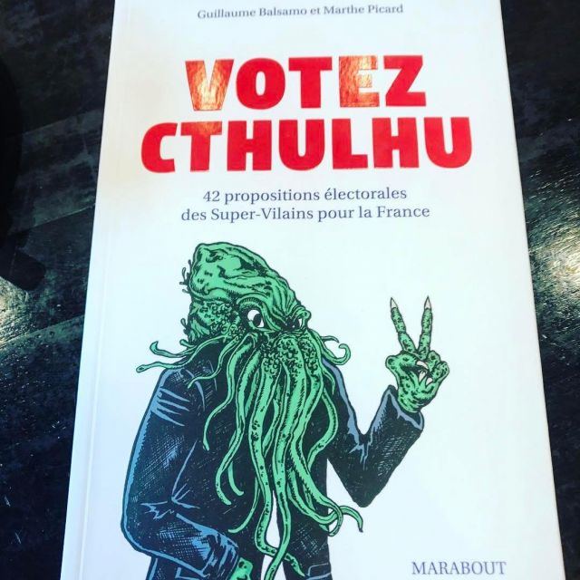 El libro 'Vote Cthulhu' en la cuenta de Instagram de gastronogeek (Thibaud Villanova)