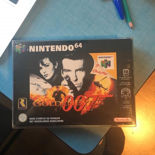 Le jeu Goldeneye pour Nintendo 64 de Gastronogeek (Thi­baud Vil­la­nova) sur Instagram