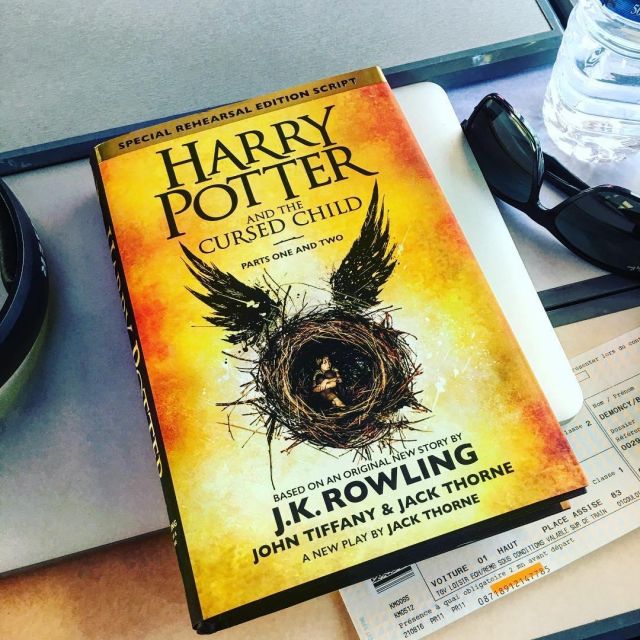 The book Harry Potter and the Cursed Child (English) on the account Instagram of Gastronogeek (Thibaud Villanova)
